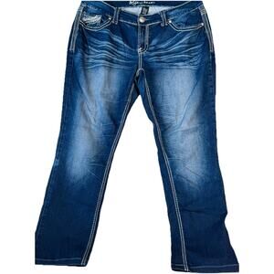 Ariya Jeans Women's Y2K 15/16 Straight Leg Blue Jeans With Contrast Stitching